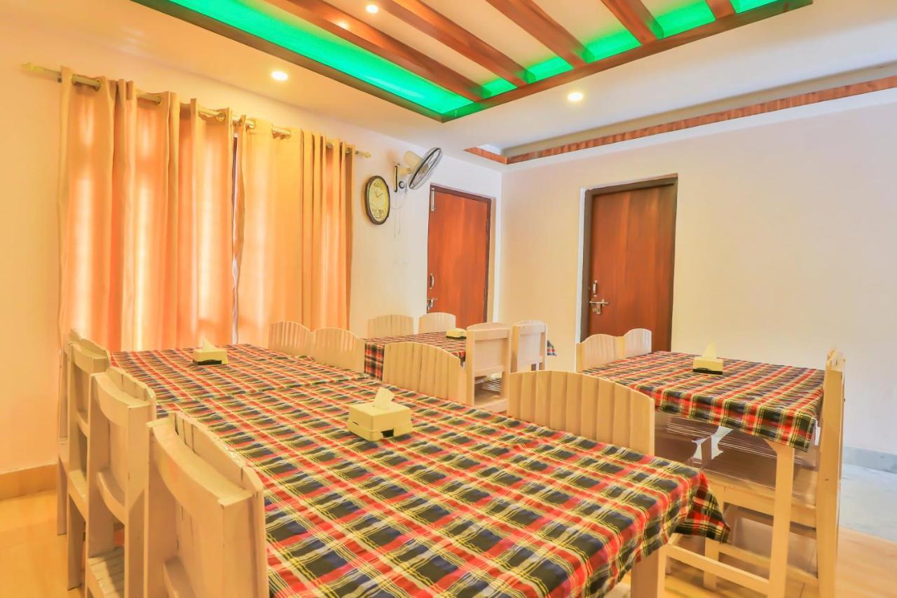 Hotel Alpine Villa Pokhara Esterno foto