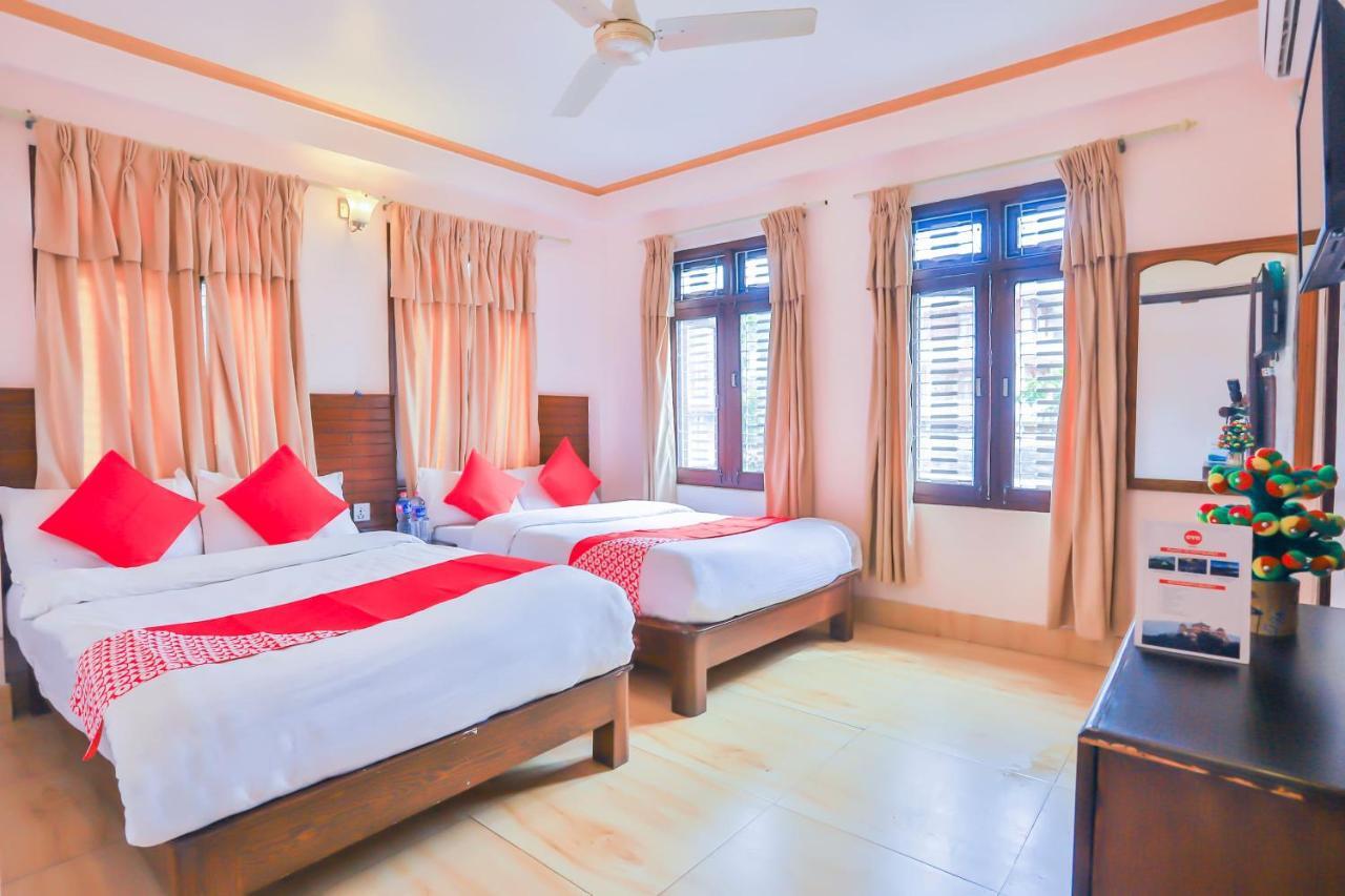 Hotel Alpine Villa Pokhara Esterno foto